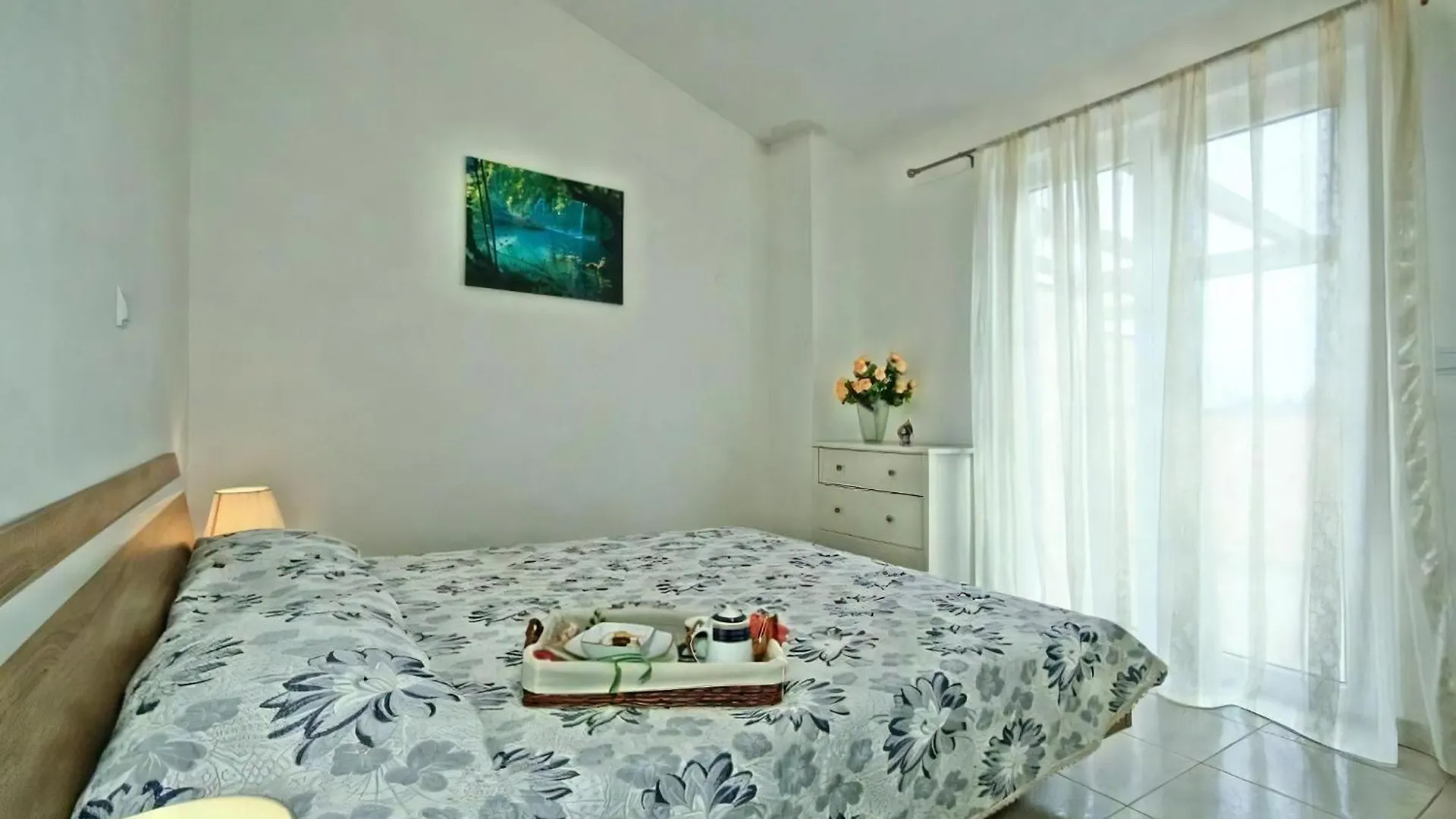 Ferienhaus Mit Pool, Terrasse Und Parkplatz Буйе Дом отдыха